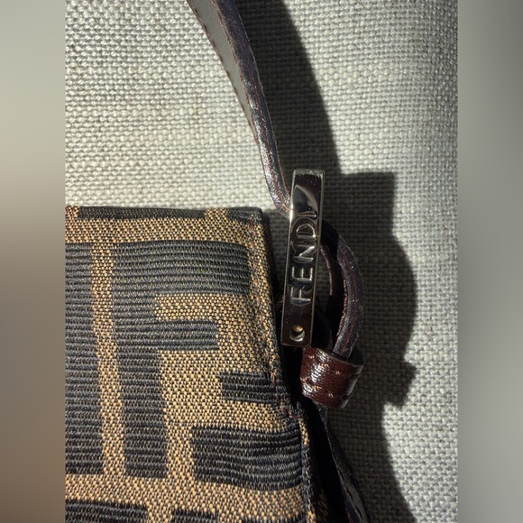 Authentic vintage Fendi mama baguette brown canvas FF - Picture 8 of 10